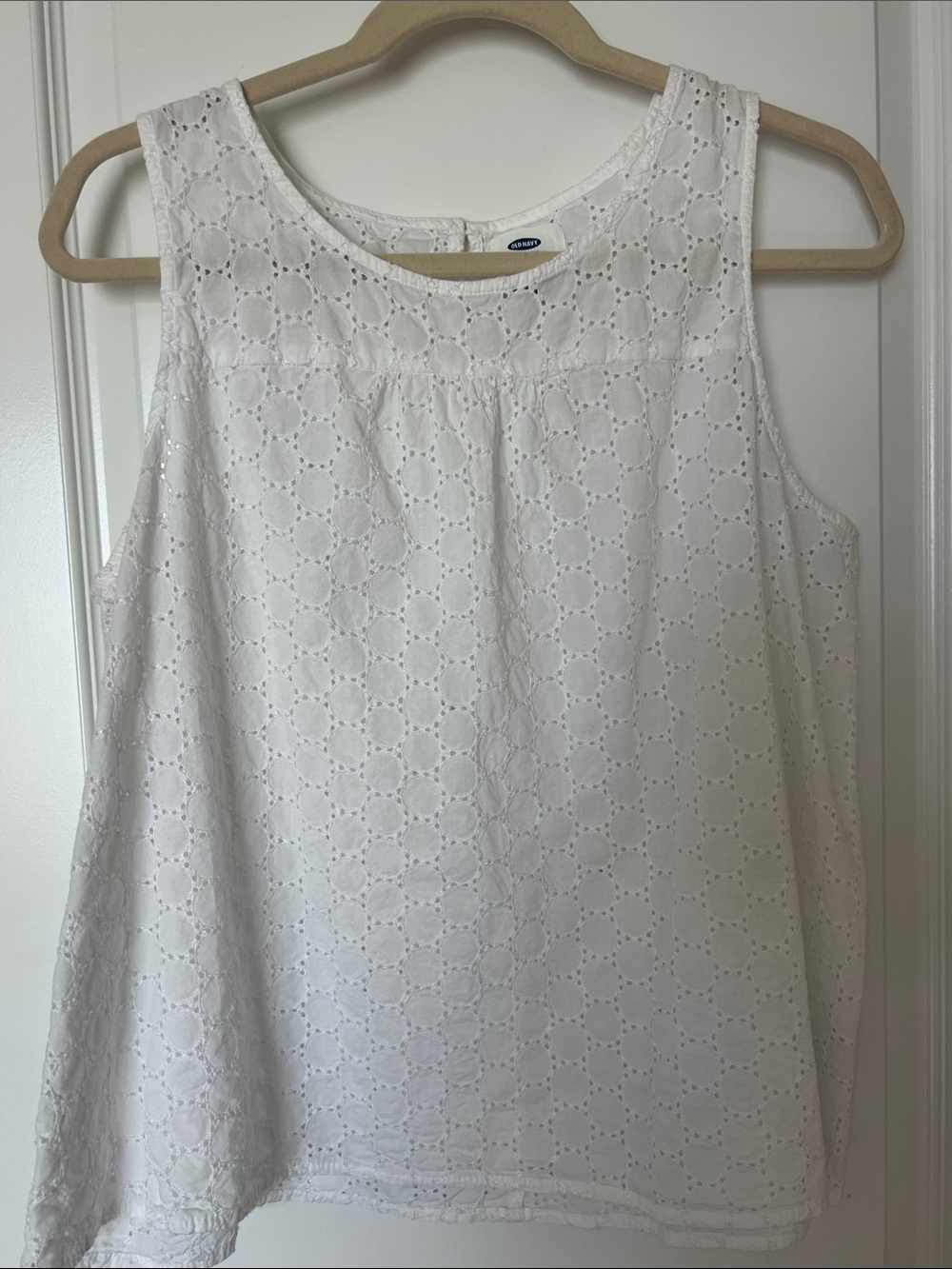 Old Navy White Eyelet Sleeveless Tank